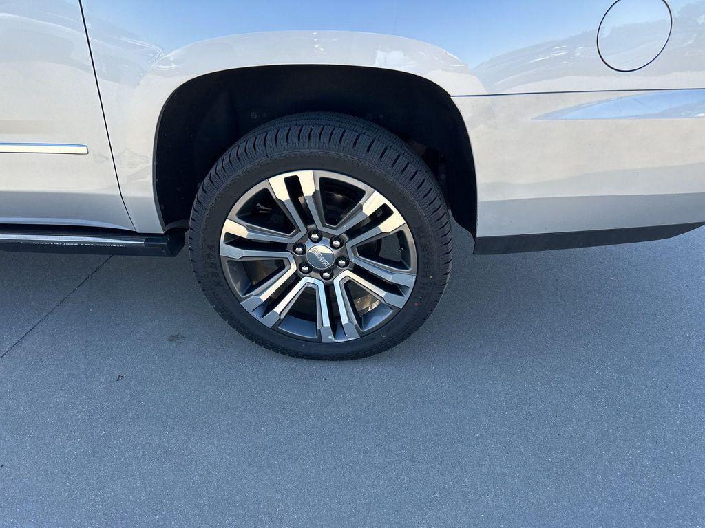 used 2019 GMC Yukon XL car, priced at $30,995