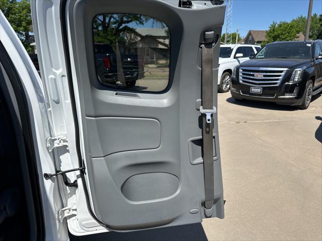 used 2013 Toyota Tacoma car, priced at $9,995