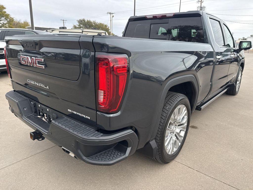 used 2022 GMC Sierra 1500 car, priced at $44,236