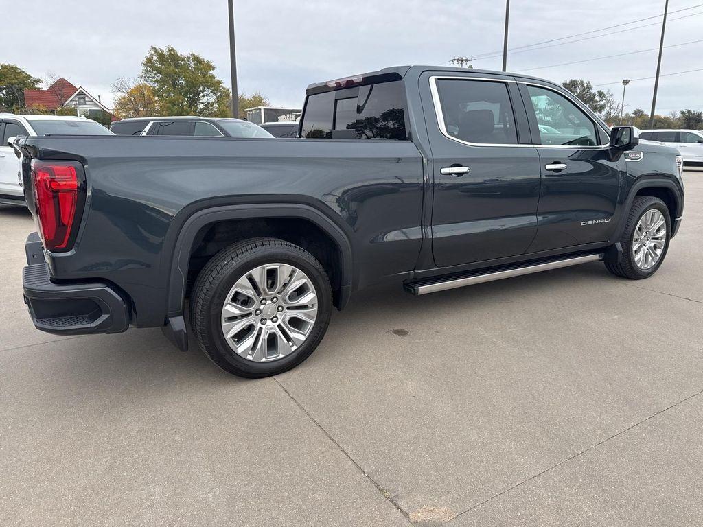 used 2022 GMC Sierra 1500 car, priced at $44,236