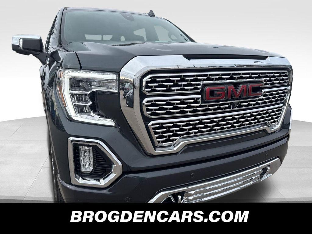 used 2022 GMC Sierra 1500 car, priced at $44,236