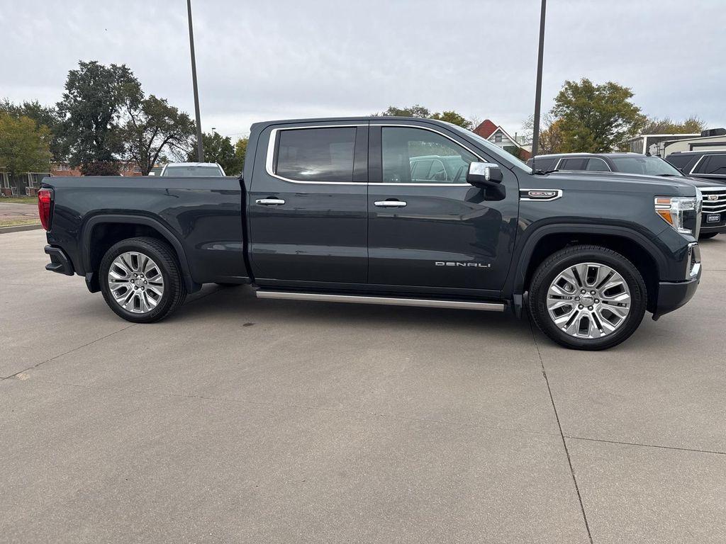 used 2022 GMC Sierra 1500 car, priced at $44,236