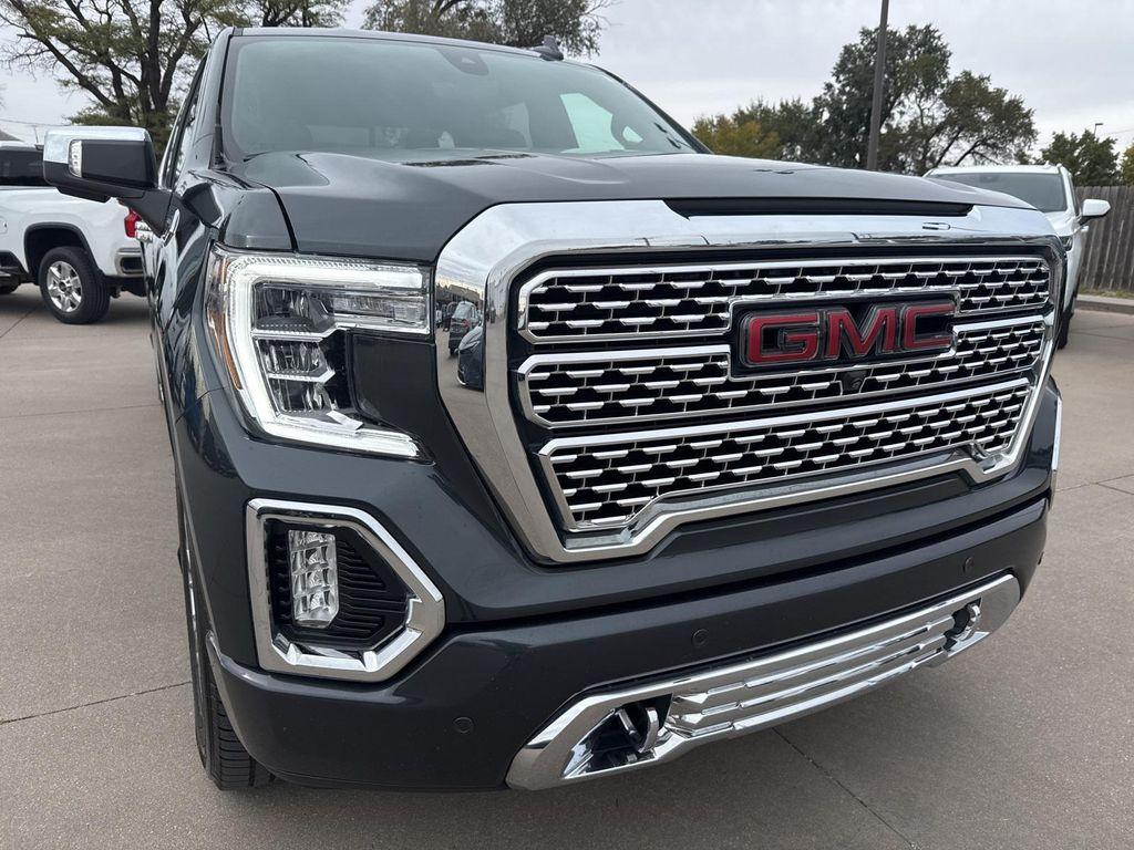 used 2022 GMC Sierra 1500 car, priced at $44,236