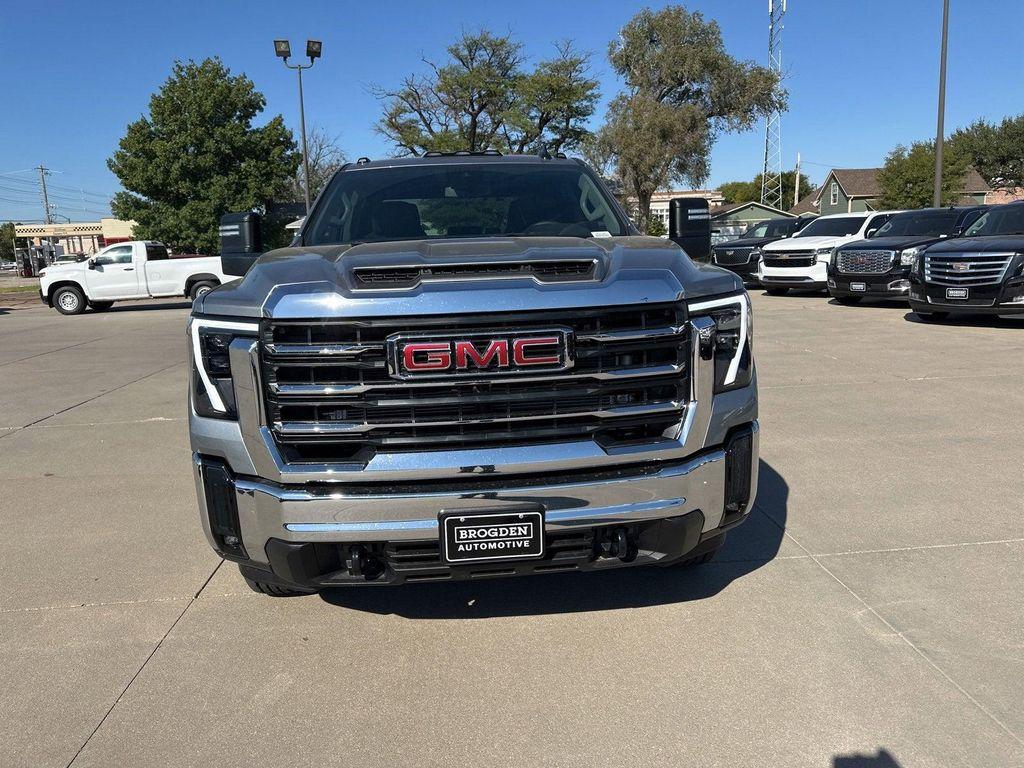 new 2025 GMC Sierra 2500 car, priced at $69,280