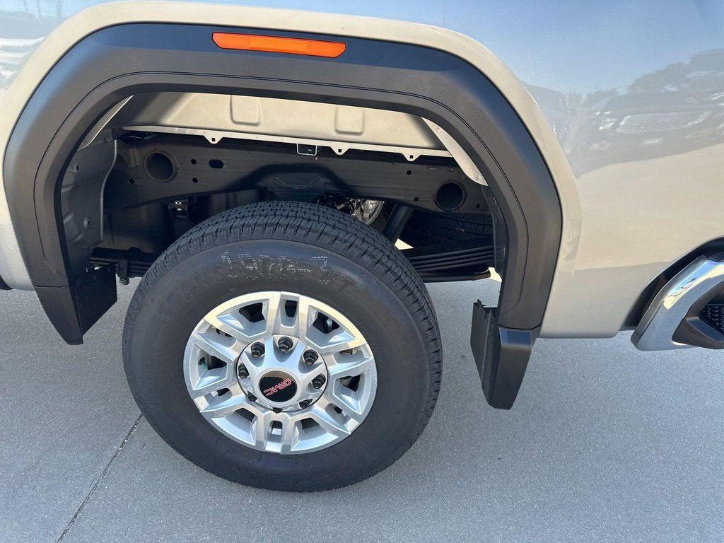 new 2025 GMC Sierra 2500 car, priced at $69,280