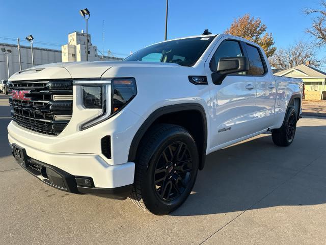 new 2025 GMC Sierra 1500 car, priced at $50,645