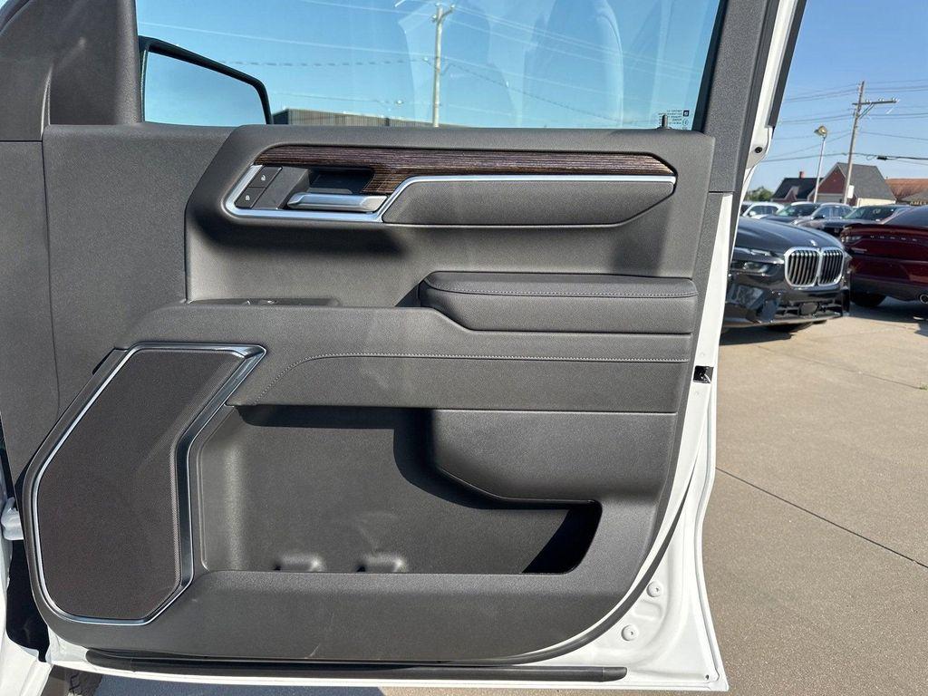 new 2026 GMC Sierra 1500 car, priced at $56,295