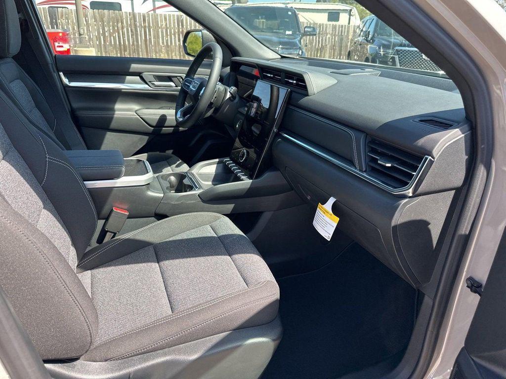 new 2026 GMC Terrain car, priced at $33,402