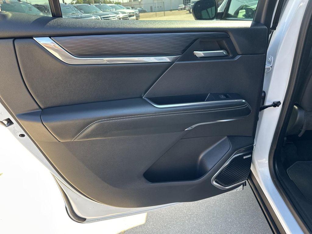 used 2024 GMC Acadia car, priced at $39,995