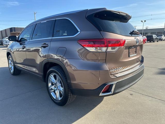 used 2018 Toyota Highlander car, priced at $24,995