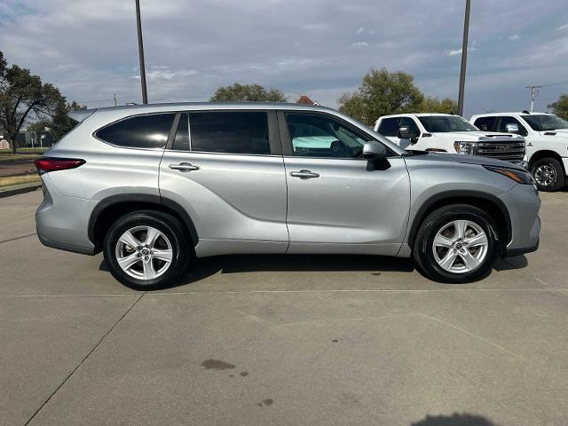 used 2023 Toyota Highlander car, priced at $33,895