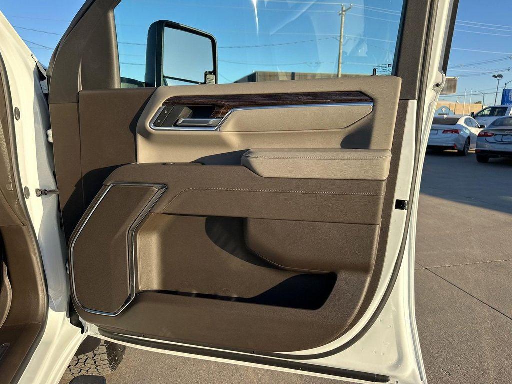 new 2026 GMC Sierra 2500 car, priced at $74,569