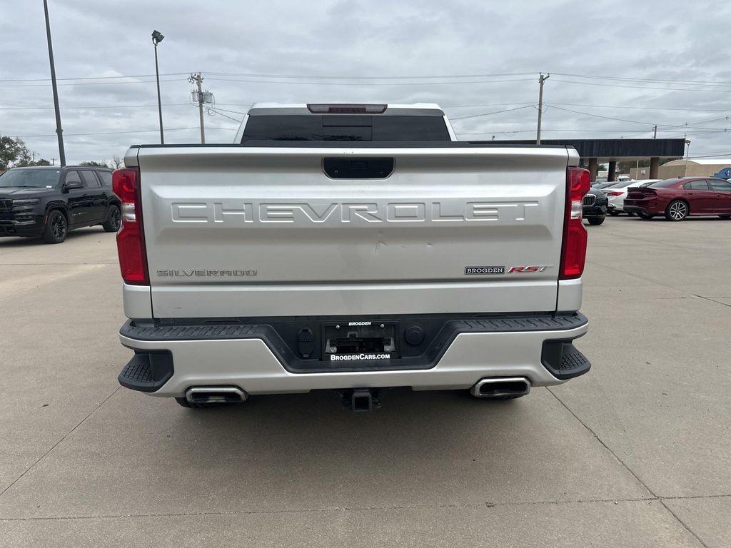 used 2021 Chevrolet Silverado 1500 car, priced at $34,243
