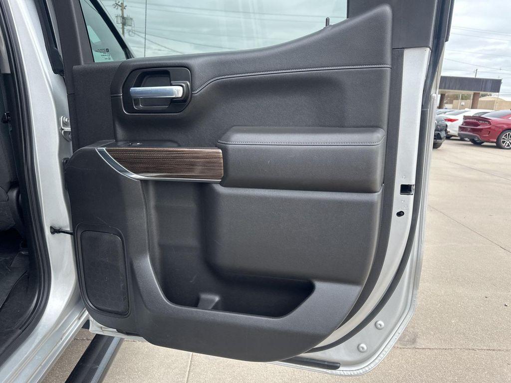 used 2021 Chevrolet Silverado 1500 car, priced at $34,243