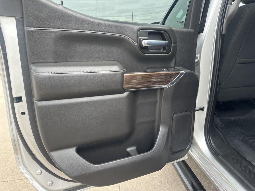 used 2021 Chevrolet Silverado 1500 car, priced at $34,243