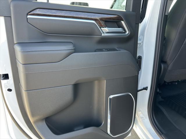 new 2025 GMC Sierra 2500 car, priced at $71,455