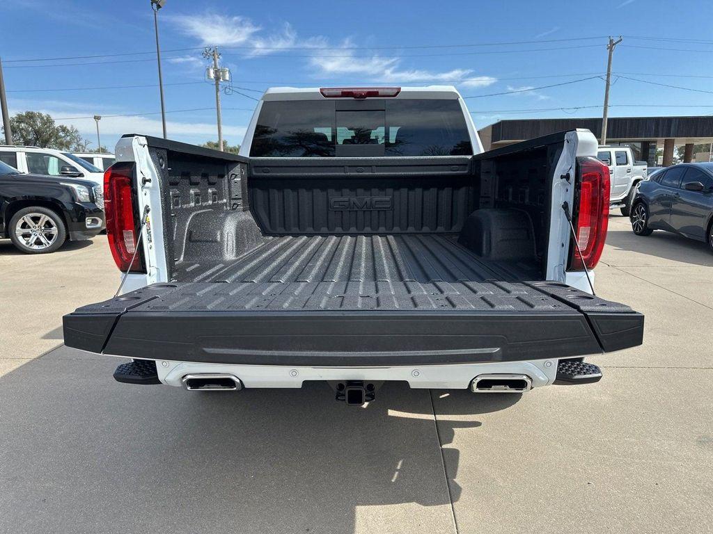 new 2026 GMC Sierra 1500 car, priced at $70,934