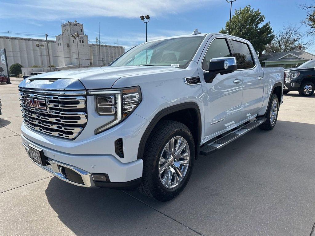 new 2026 GMC Sierra 1500 car, priced at $70,934