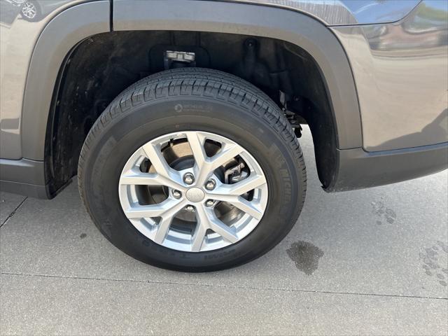 used 2023 Jeep Grand Cherokee L car, priced at $34,487