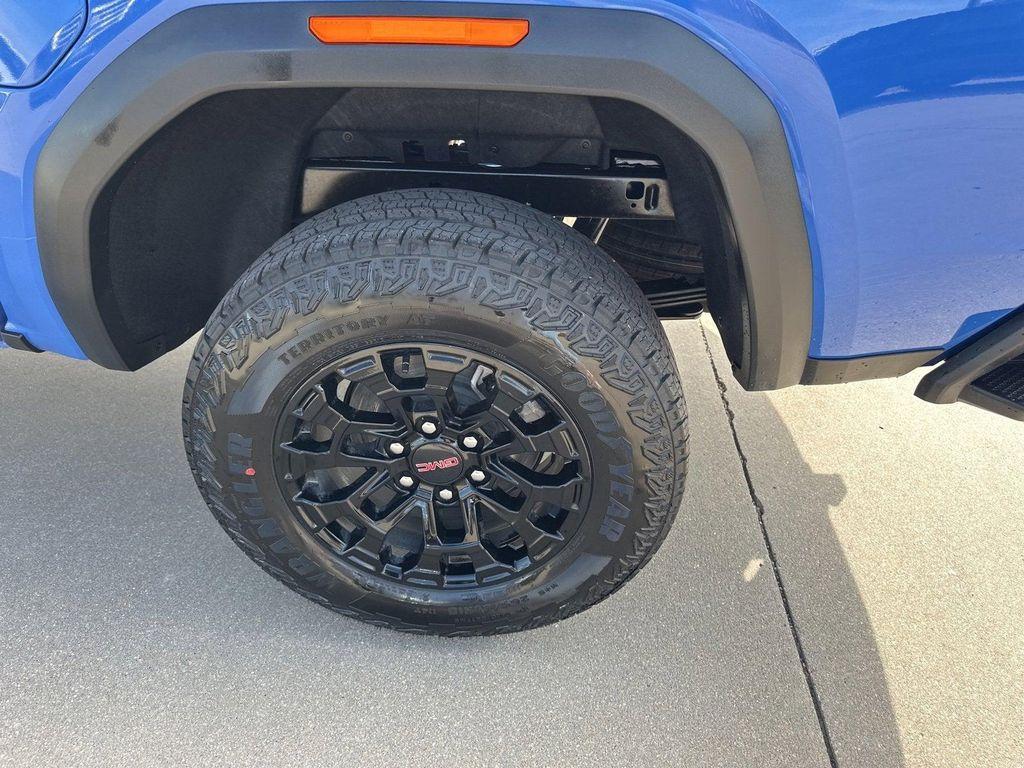 new 2026 GMC Canyon car, priced at $46,032
