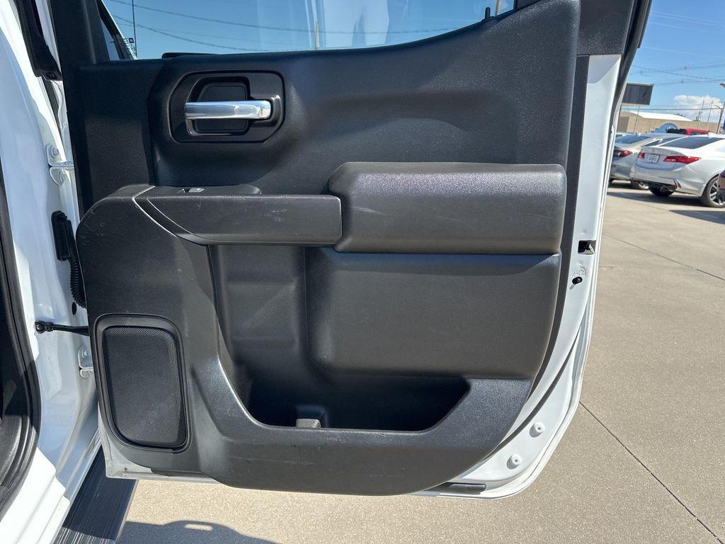 used 2022 Chevrolet Silverado 1500 car, priced at $27,995