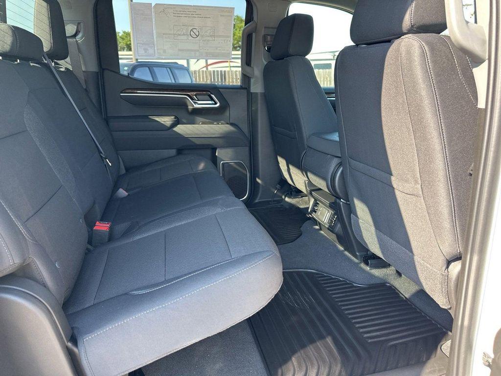 new 2026 GMC Sierra 1500 car, priced at $59,995