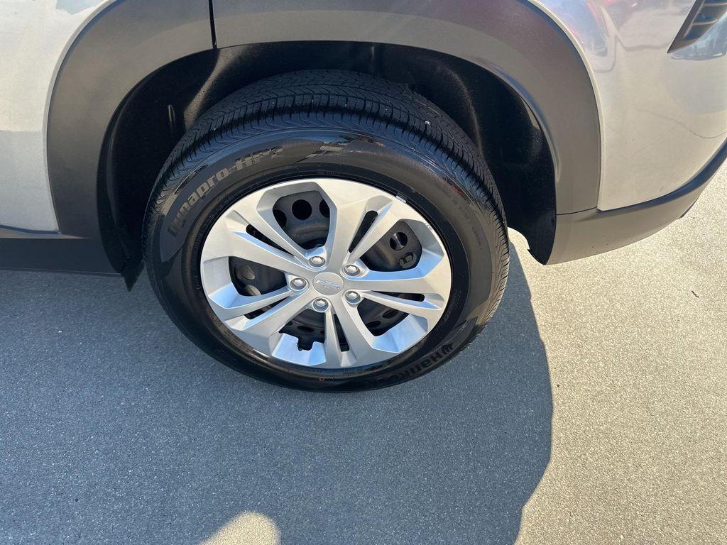 used 2025 Chevrolet Trax car, priced at $23,995