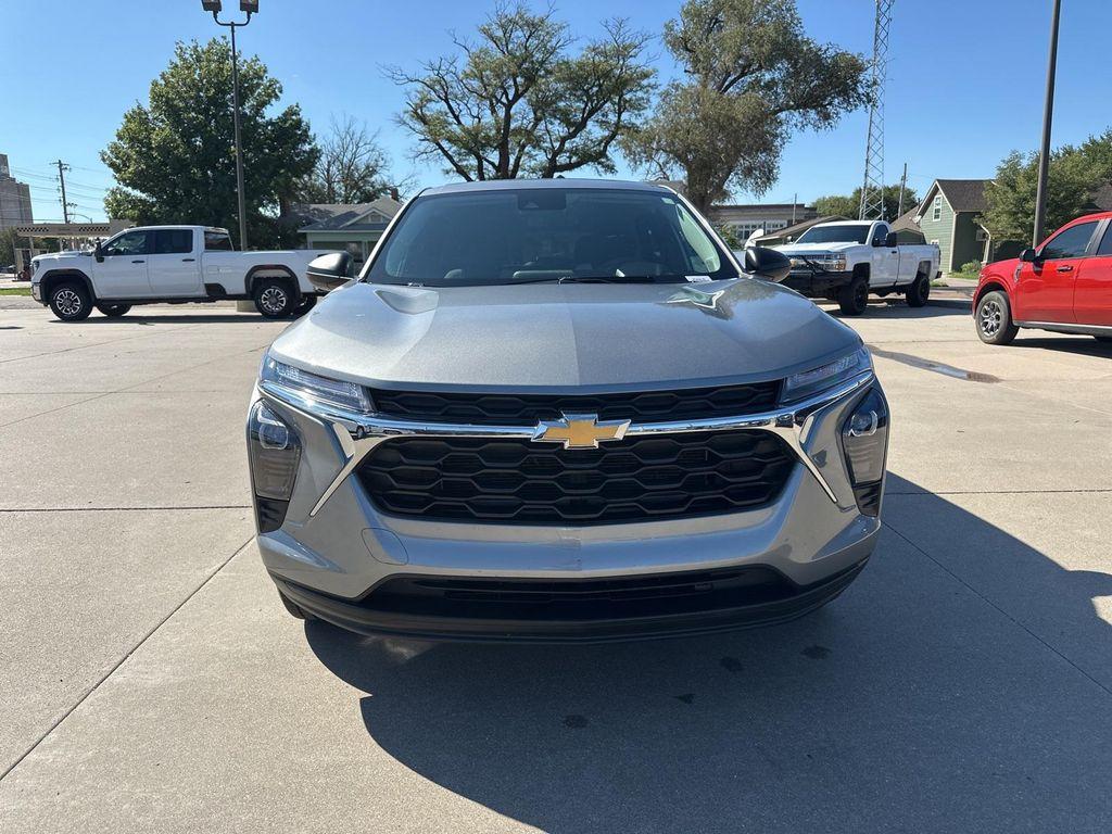 used 2025 Chevrolet Trax car, priced at $23,995