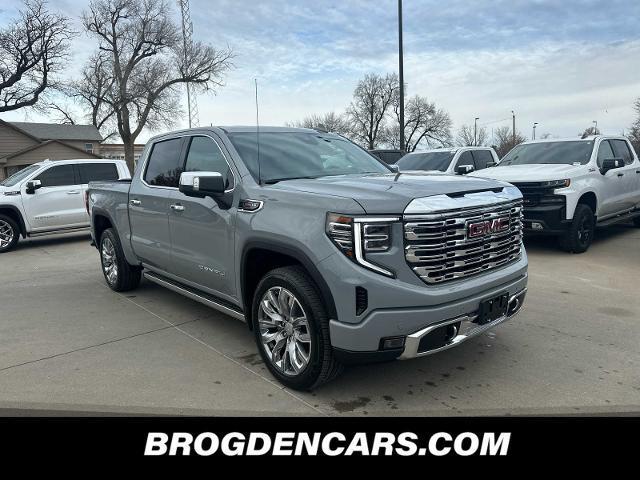 new 2025 GMC Sierra 1500 car, priced at $75,151