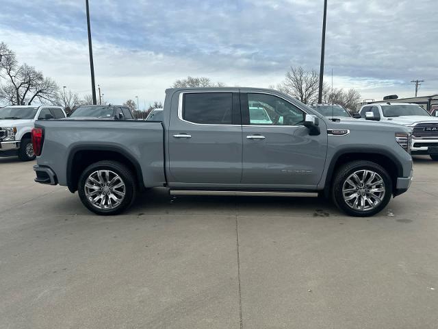 new 2025 GMC Sierra 1500 car, priced at $75,151