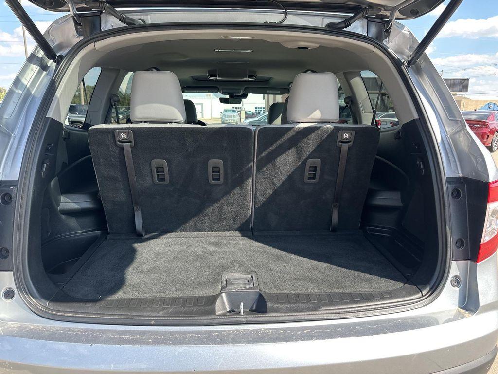 used 2022 Honda Pilot car, priced at $32,236
