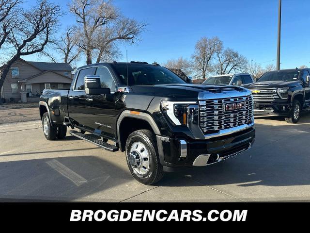 new 2025 GMC Sierra 3500 car, priced at $85,976