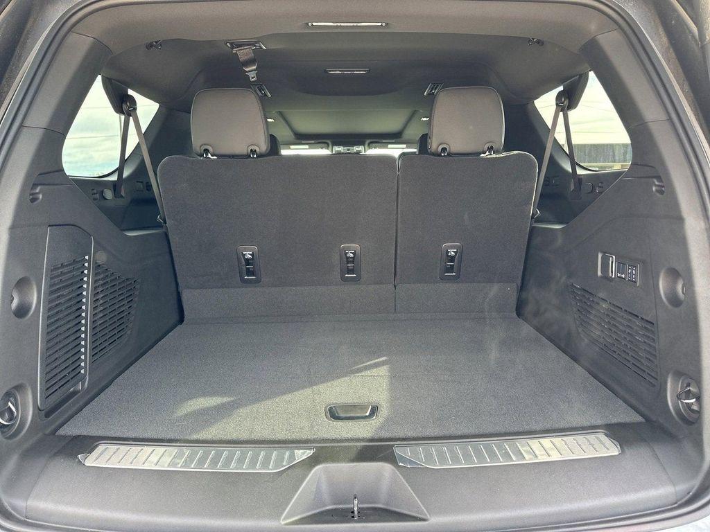 new 2025 GMC Yukon XL car, priced at $89,734