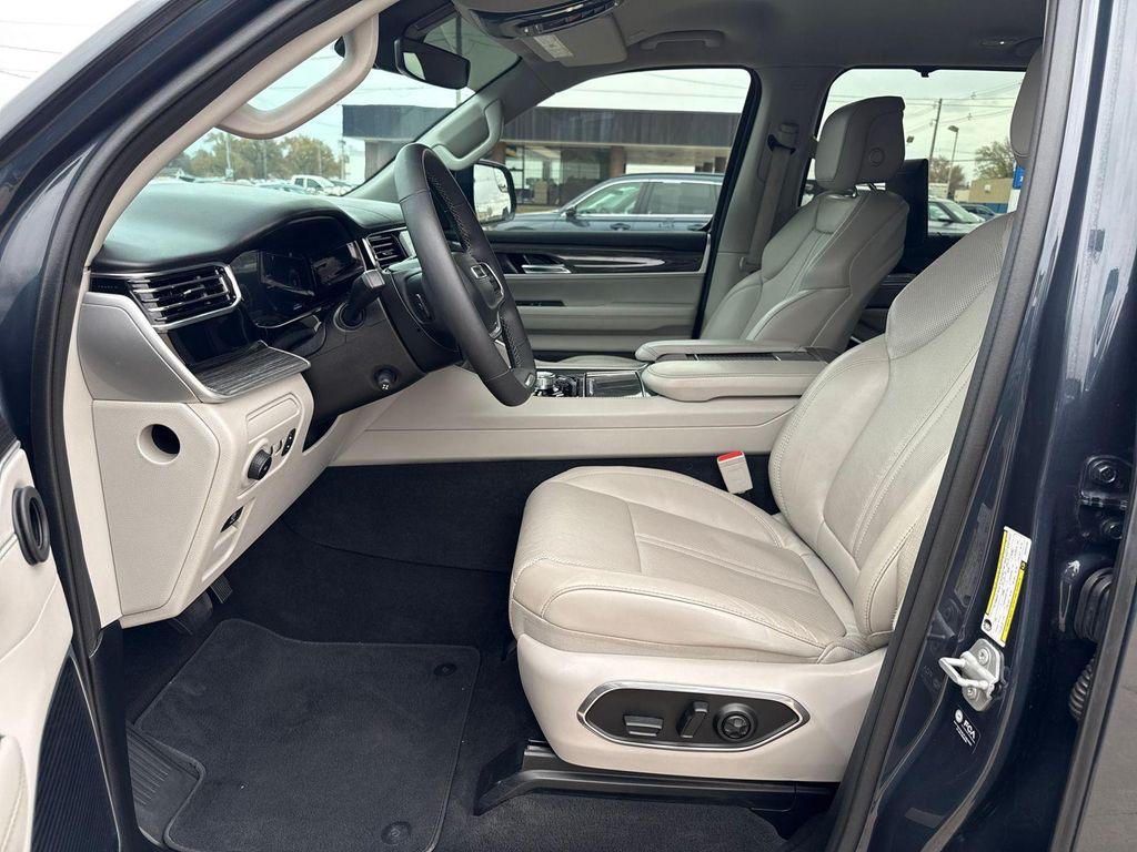 used 2022 Jeep Wagoneer car, priced at $45,995