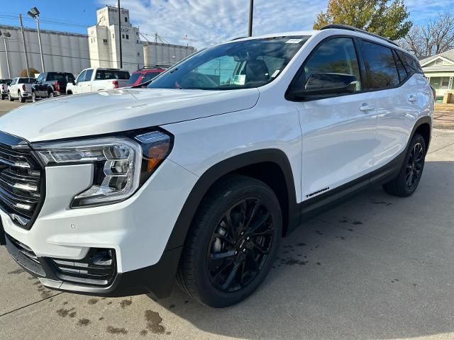 new 2024 GMC Terrain car, priced at $34,243