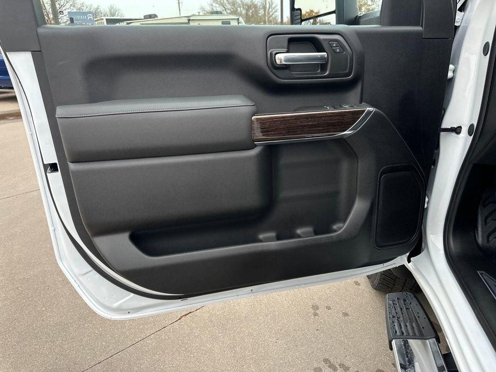 new 2026 GMC Sierra 3500 car, priced at $67,371