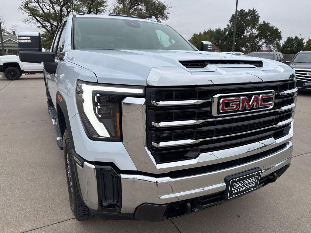 new 2026 GMC Sierra 2500 car, priced at $79,952