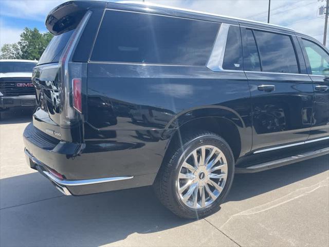 used 2023 Cadillac Escalade ESV car, priced at $76,000