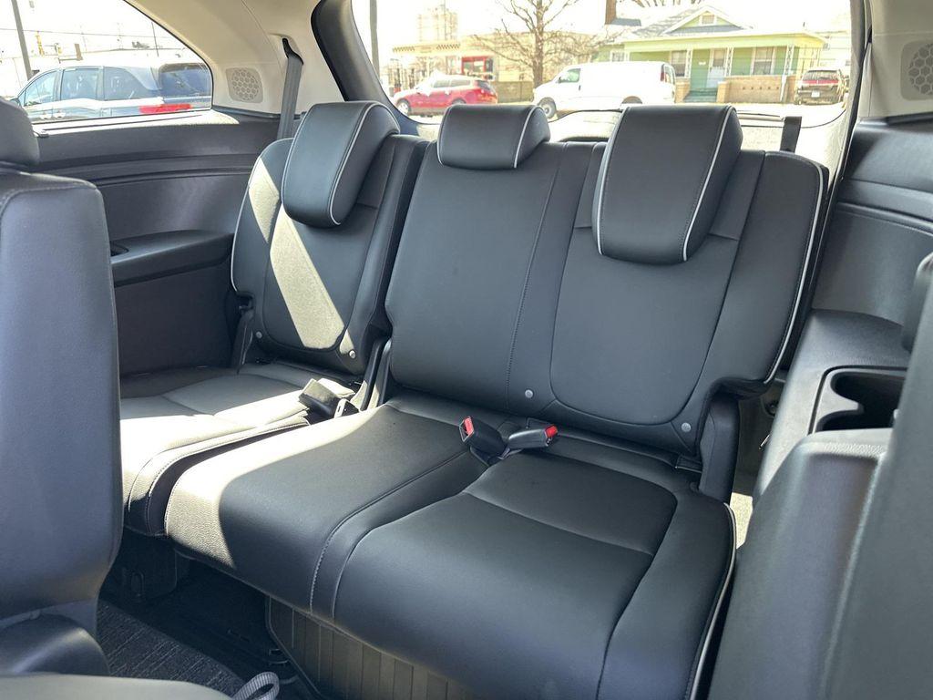 used 2025 Honda Odyssey car, priced at $52,995
