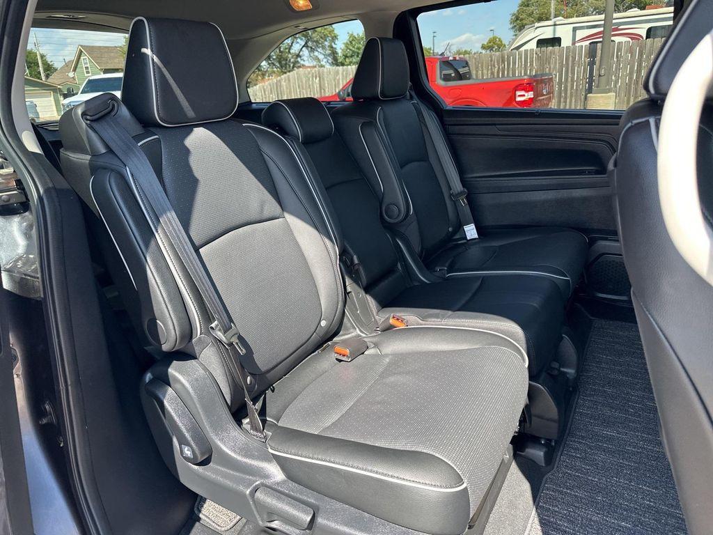 used 2025 Honda Odyssey car, priced at $49,995