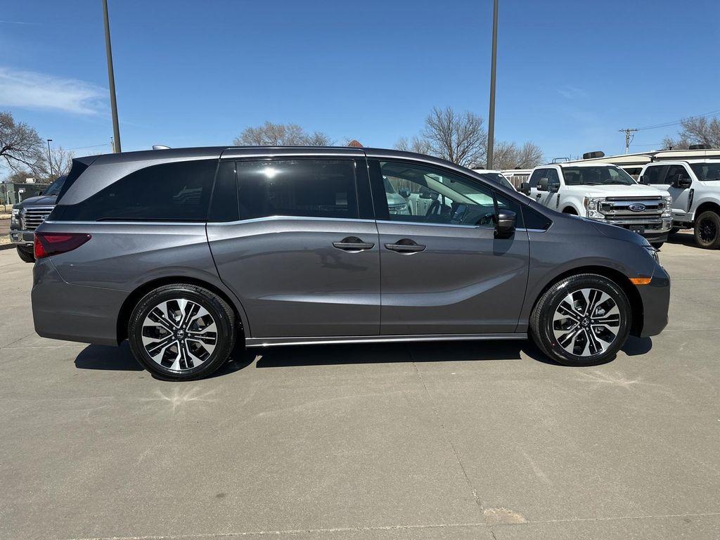 used 2025 Honda Odyssey car, priced at $52,995