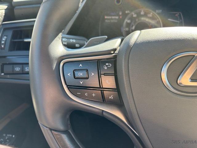 used 2025 Lexus ES 350 car, priced at $50,907