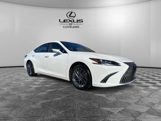 used 2025 Lexus ES 350 car, priced at $50,907