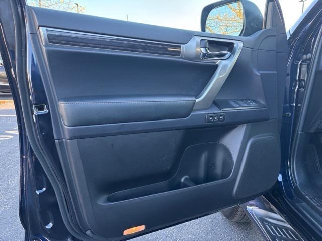 used 2022 Lexus GX 460 car, priced at $54,853