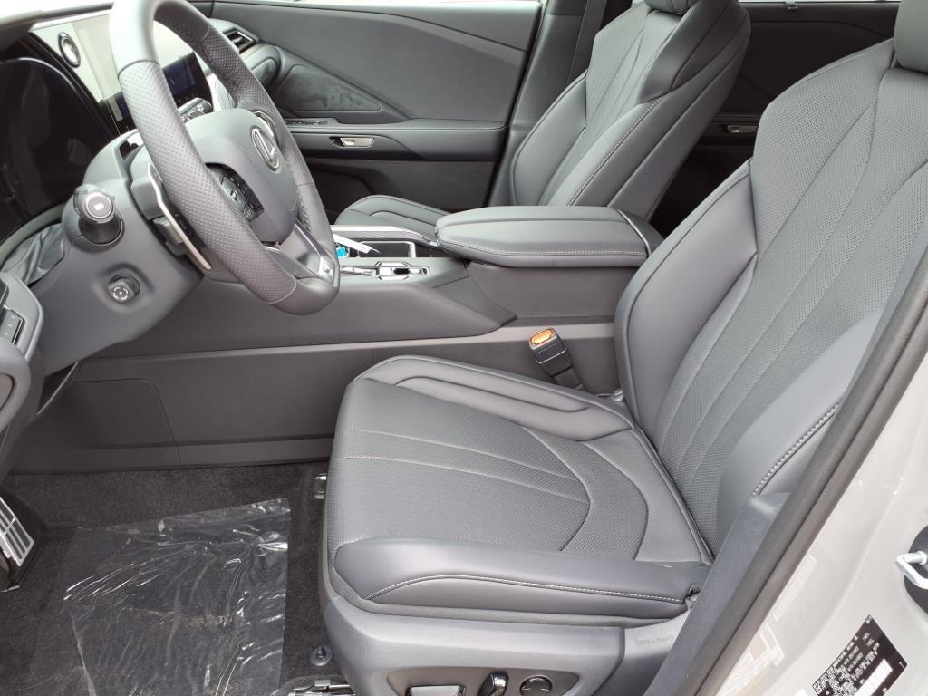 new 2025 Lexus TX 500h car, priced at $71,352