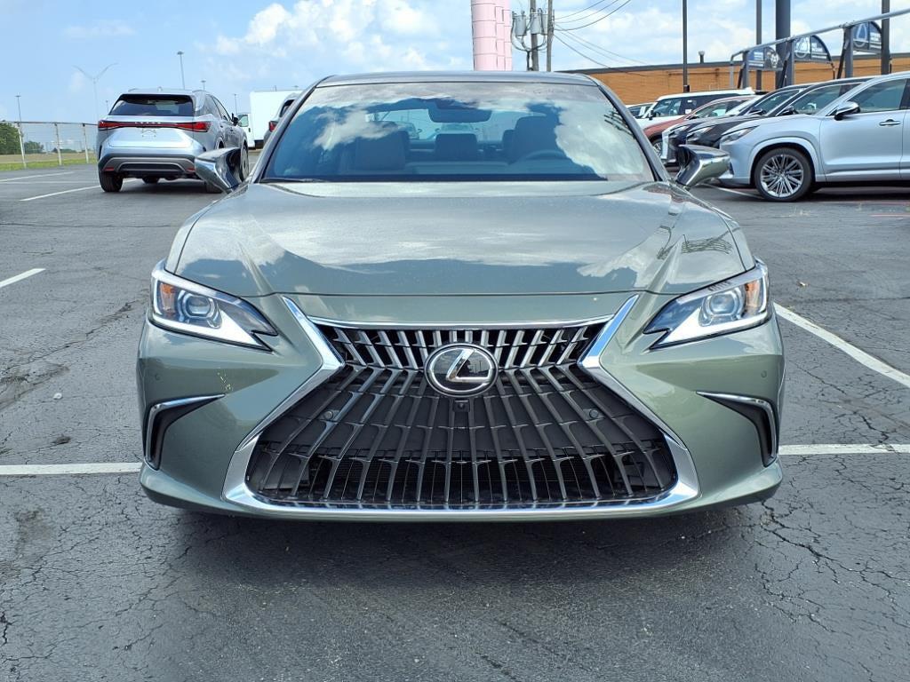 new 2025 Lexus ES 350 car, priced at $54,211