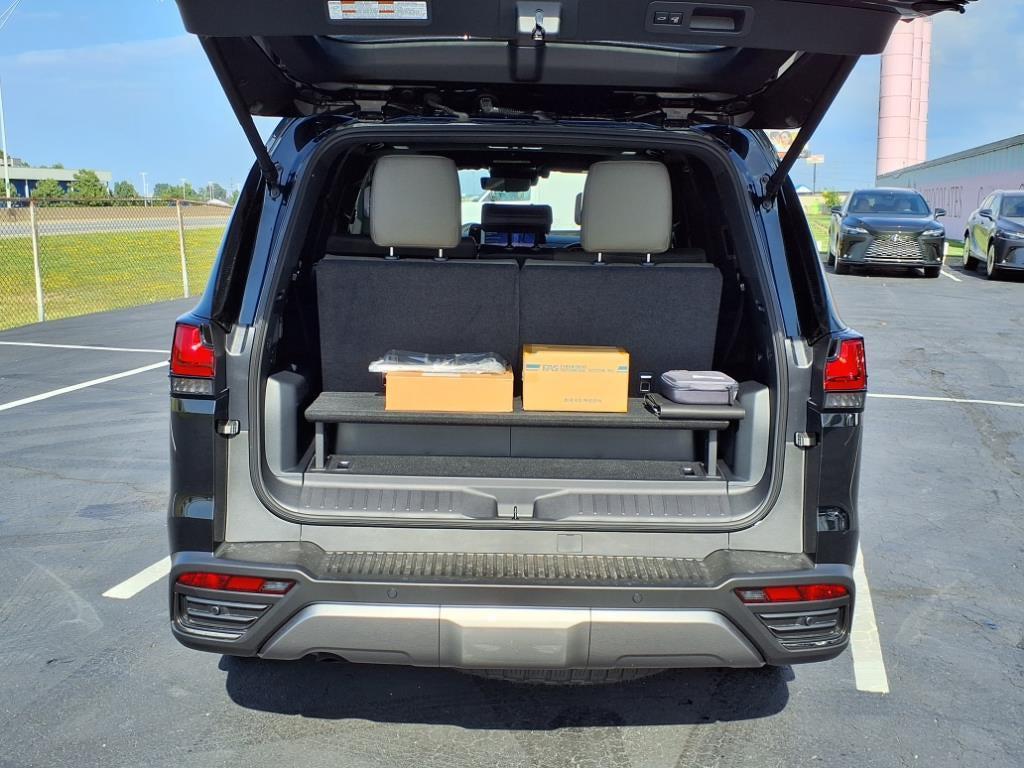 new 2025 Lexus LX 700h car, priced at $117,937