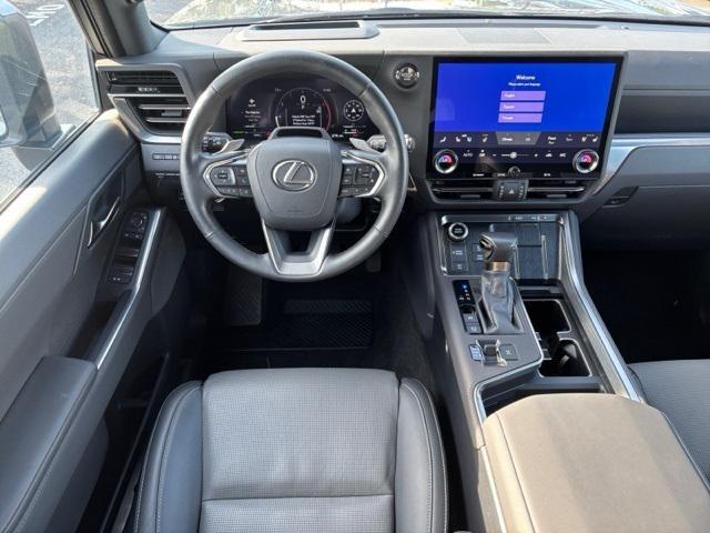 used 2025 Lexus GX 550 car, priced at $87,685