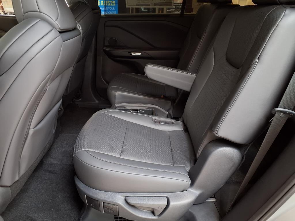 new 2025 Lexus TX 500h car, priced at $71,075