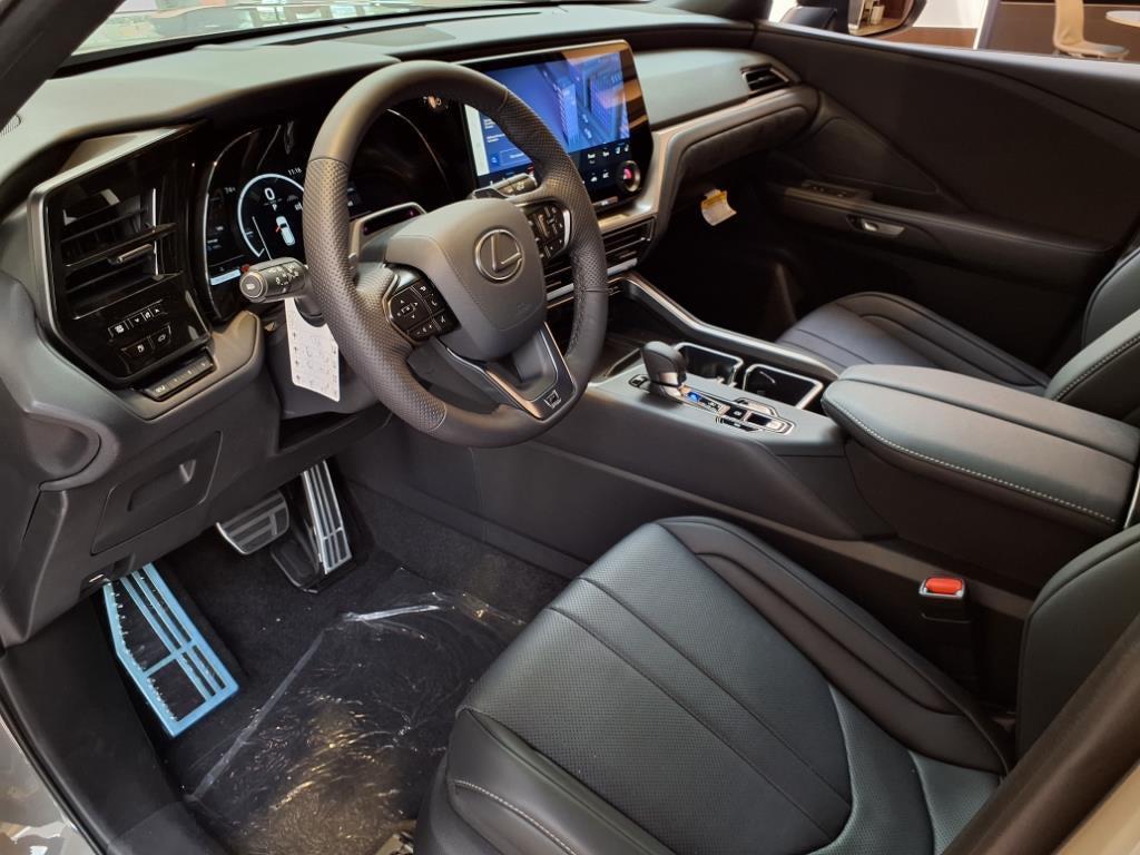 new 2025 Lexus TX 500h car, priced at $71,075